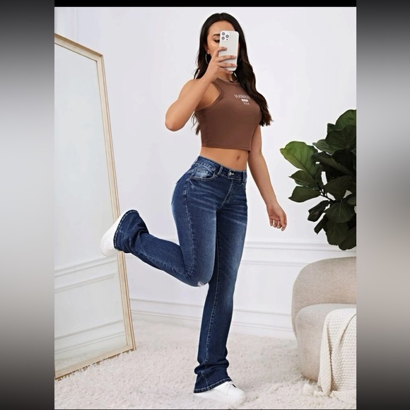 Low rise jeans, Never worn, brand new - Picture 3 of 4